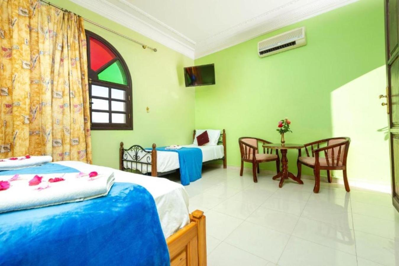 Riad Qodwa Sidi Abdallah Ghiat ภายนอก รูปภาพ