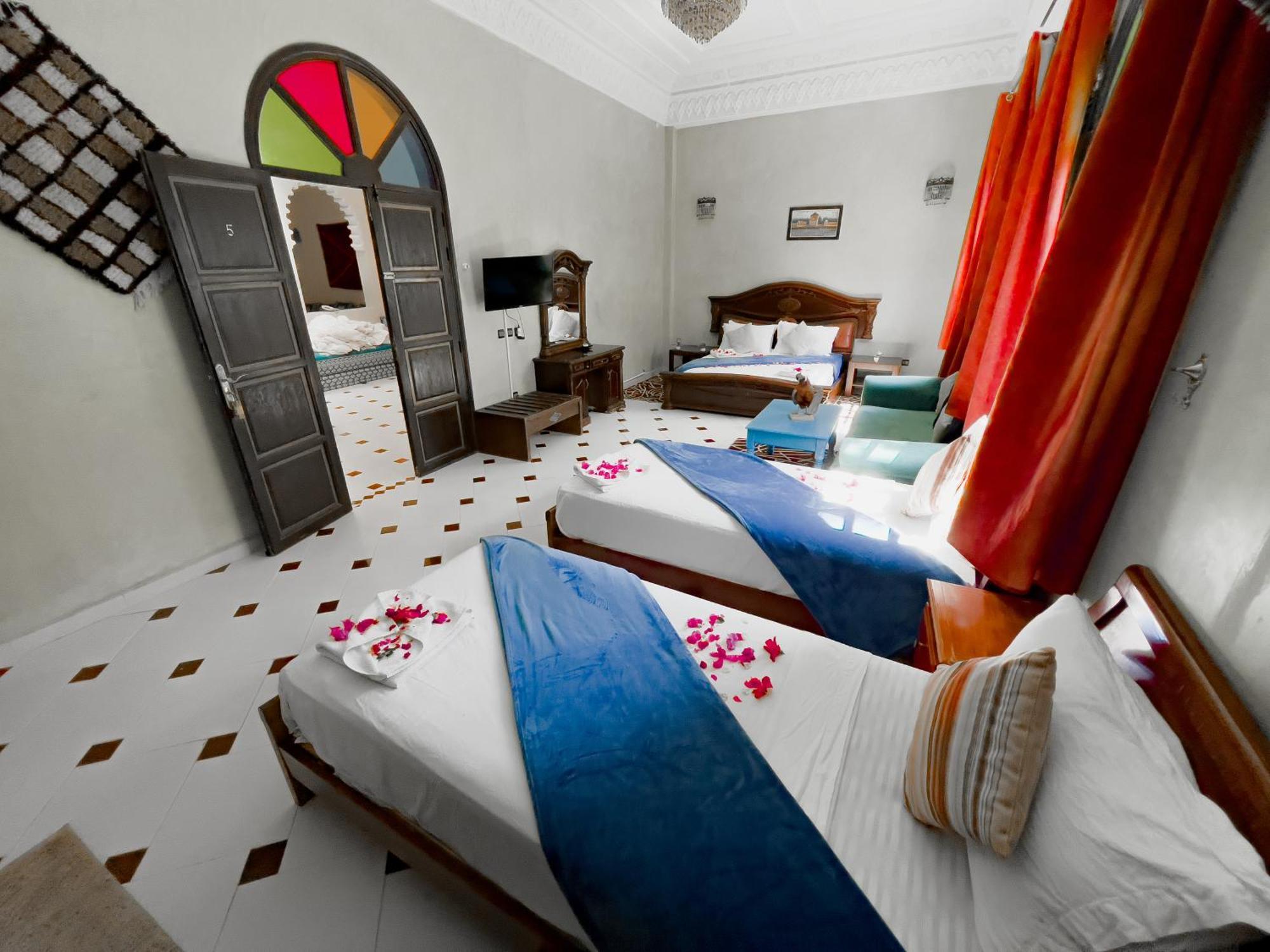 Riad Qodwa Sidi Abdallah Ghiat ภายนอก รูปภาพ